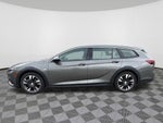 2018 Buick Regal TourX Essence