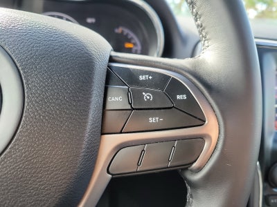 2020 Jeep Grand Cherokee Laredo E