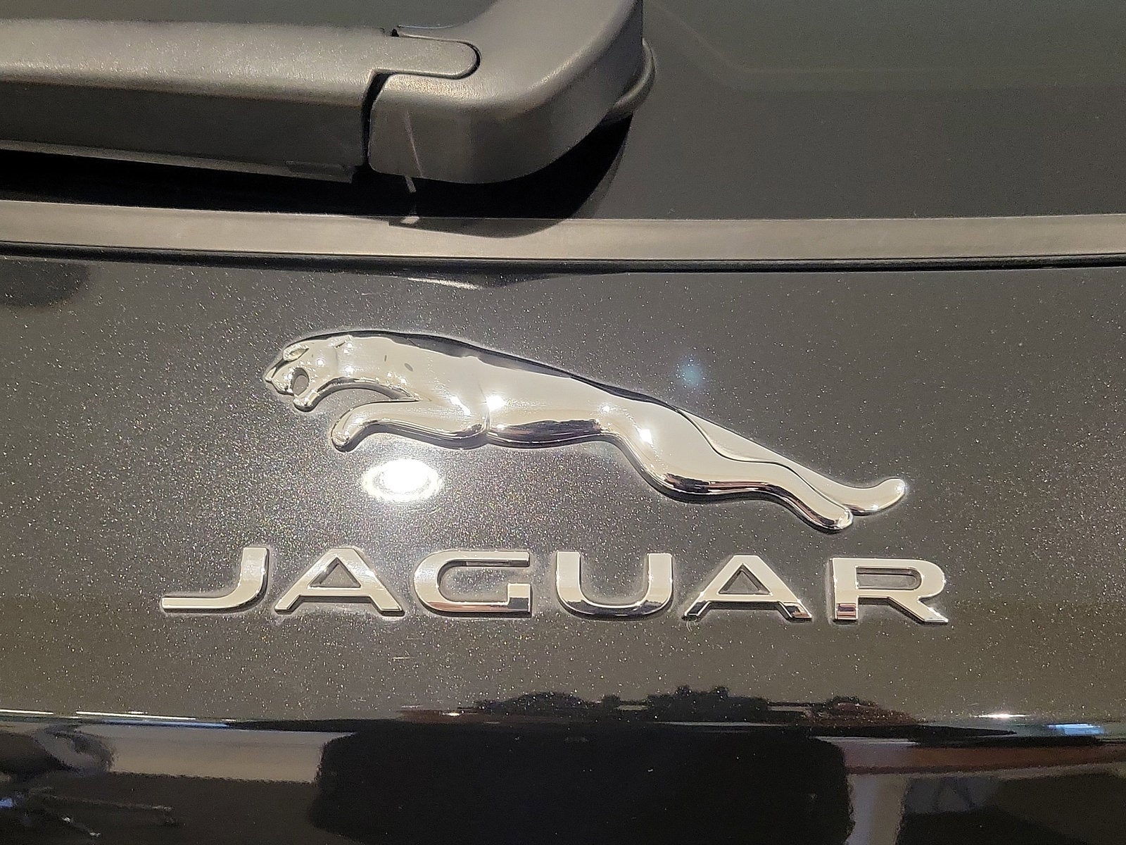 2020 Jaguar F-PACE SVR