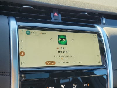 2022 Land Rover Discovery Sport SE