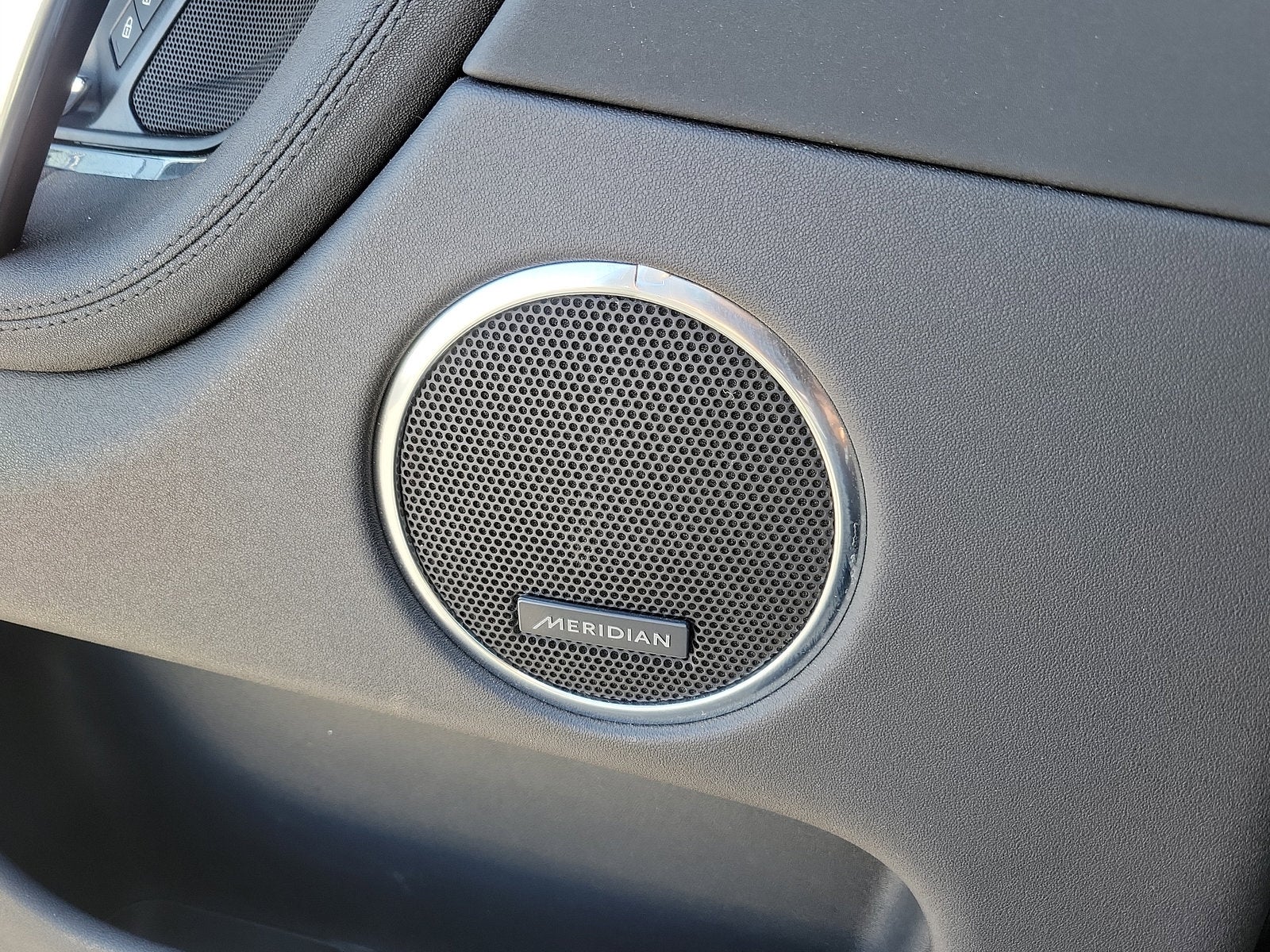 2022 Land Rover Discovery Sport SE