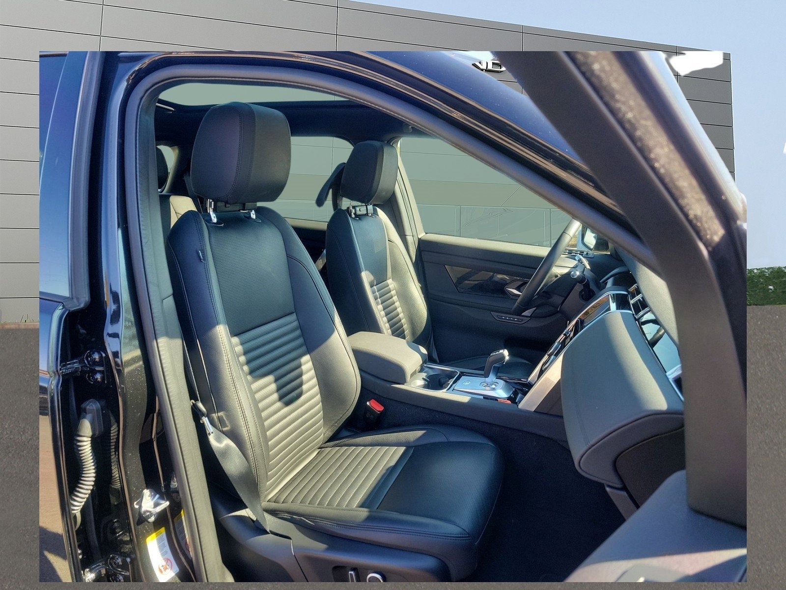 2022 Land Rover Discovery Sport SE