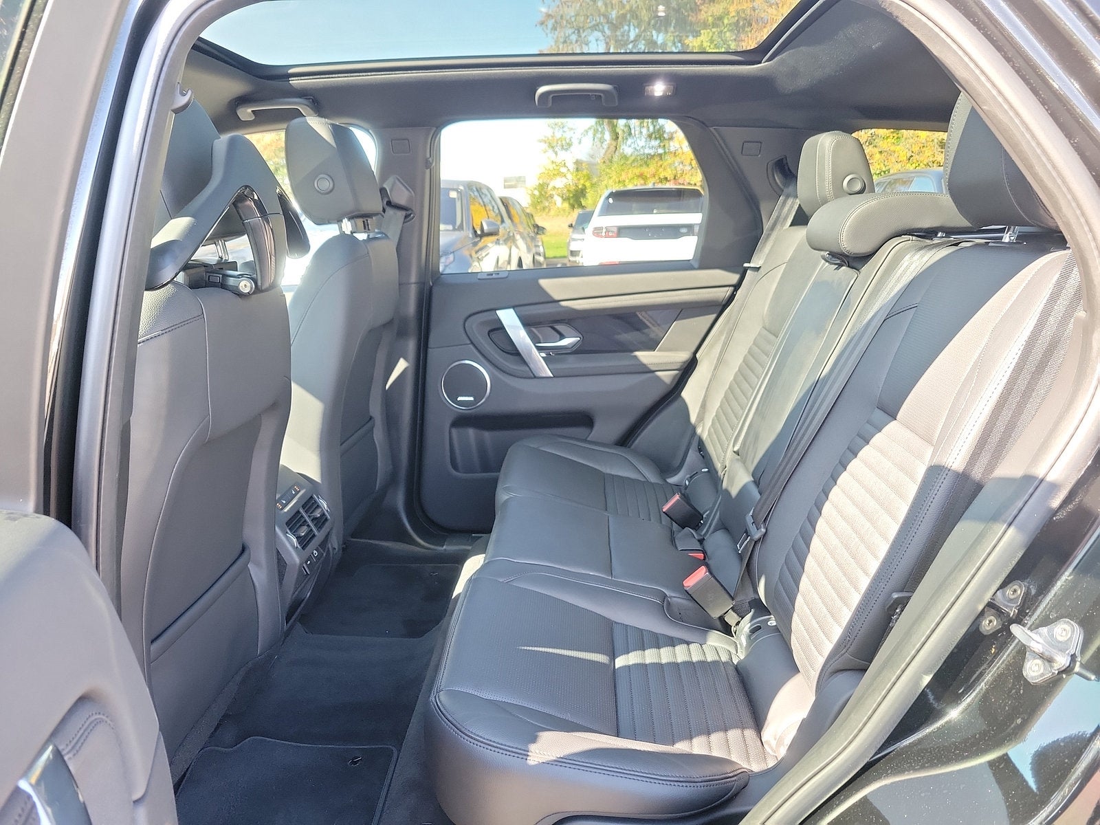 2022 Land Rover Discovery Sport SE