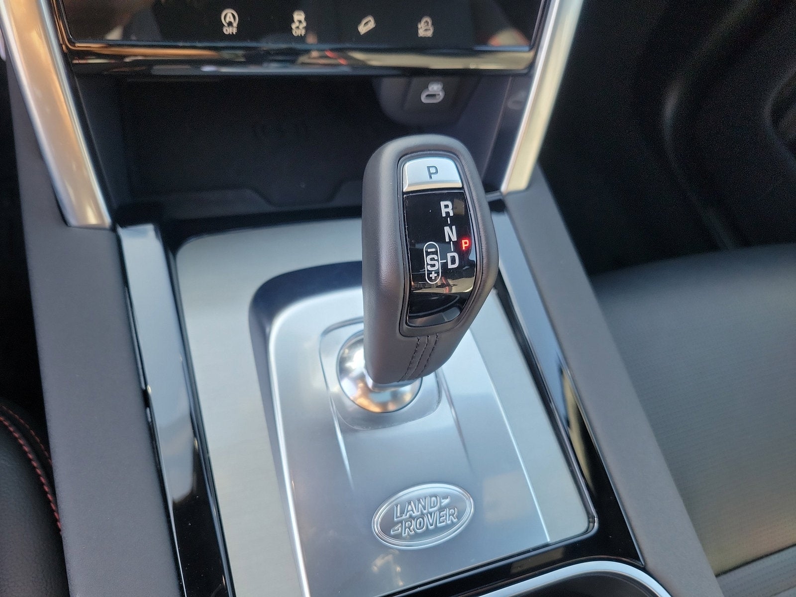 2022 Land Rover Discovery Sport S R-Dynamic