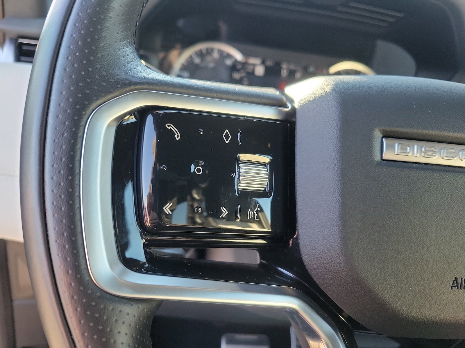 2022 Land Rover Discovery Sport S R-Dynamic