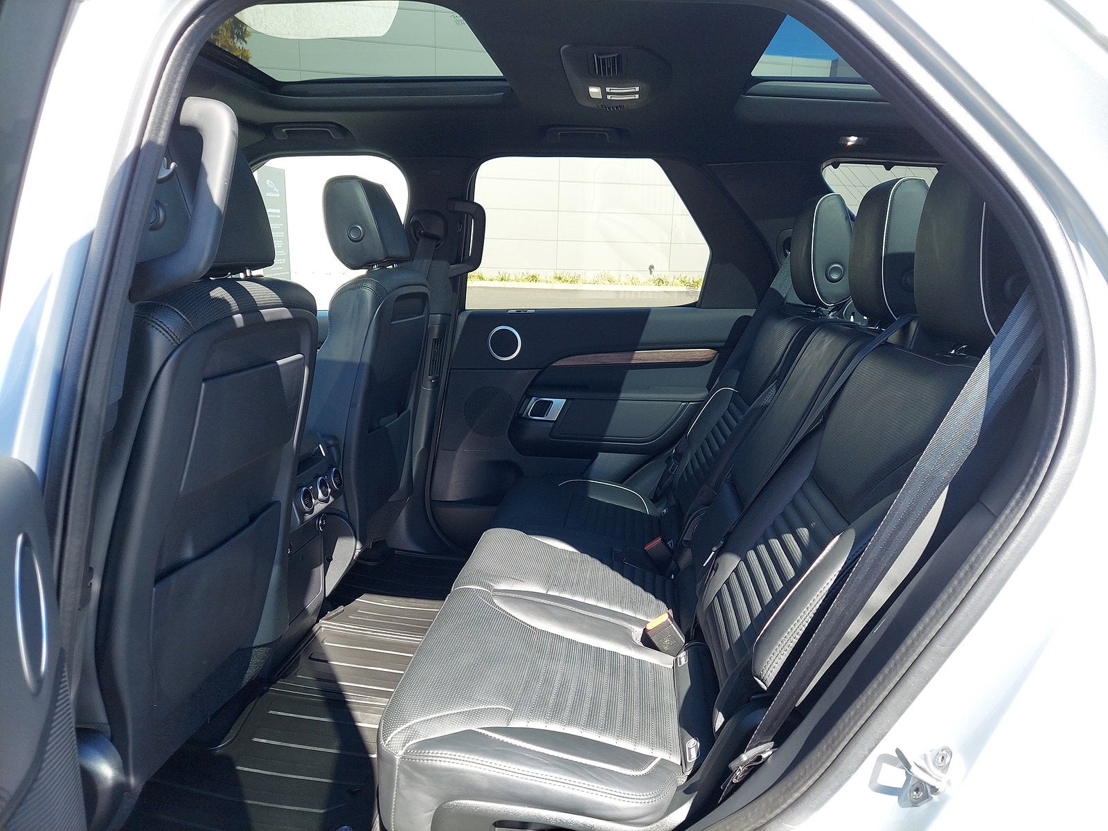 2020 Land Rover Discovery HSE