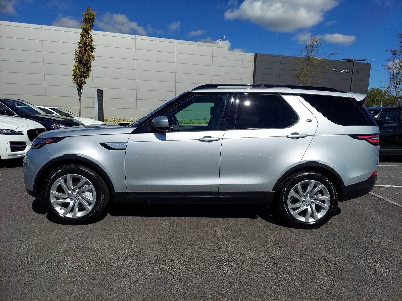 2020 Land Rover Discovery HSE