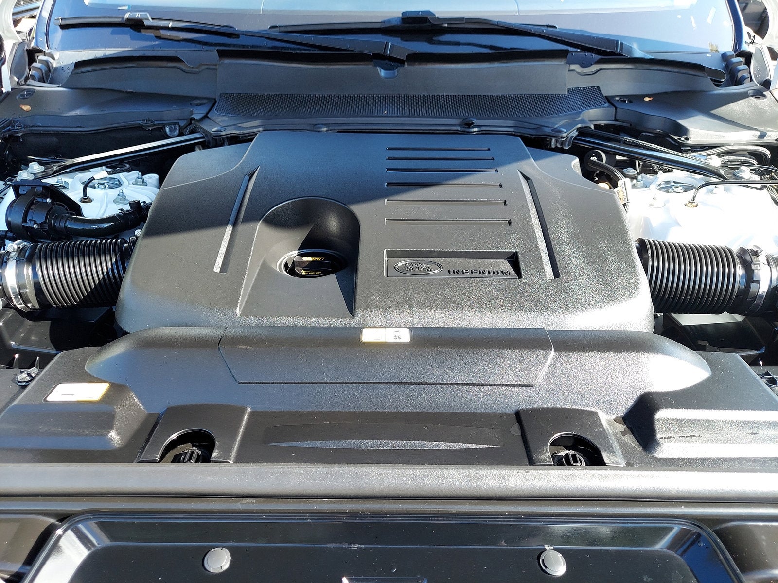 2021 Land Rover Range Rover Sport HSE Silver Edition