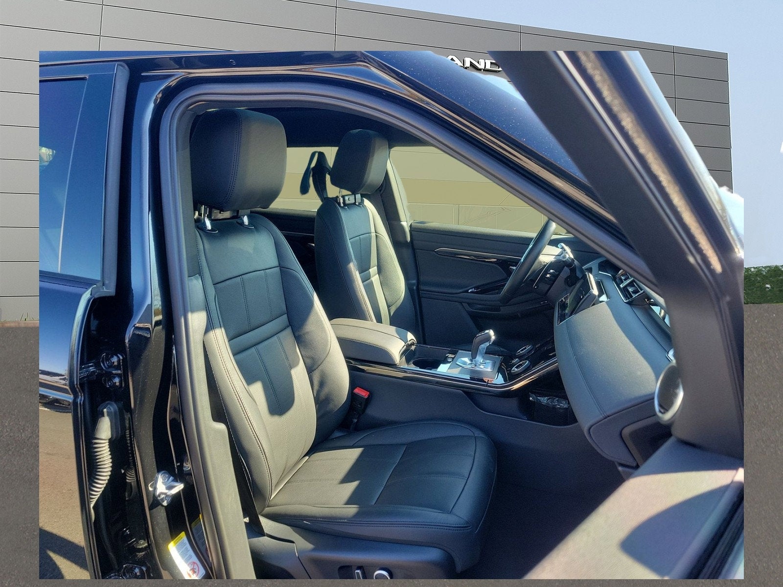 2022 Land Rover Range Rover Evoque R-Dynamic SE