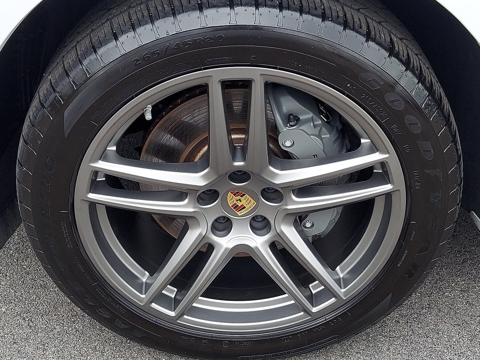 2021 Porsche Macan S