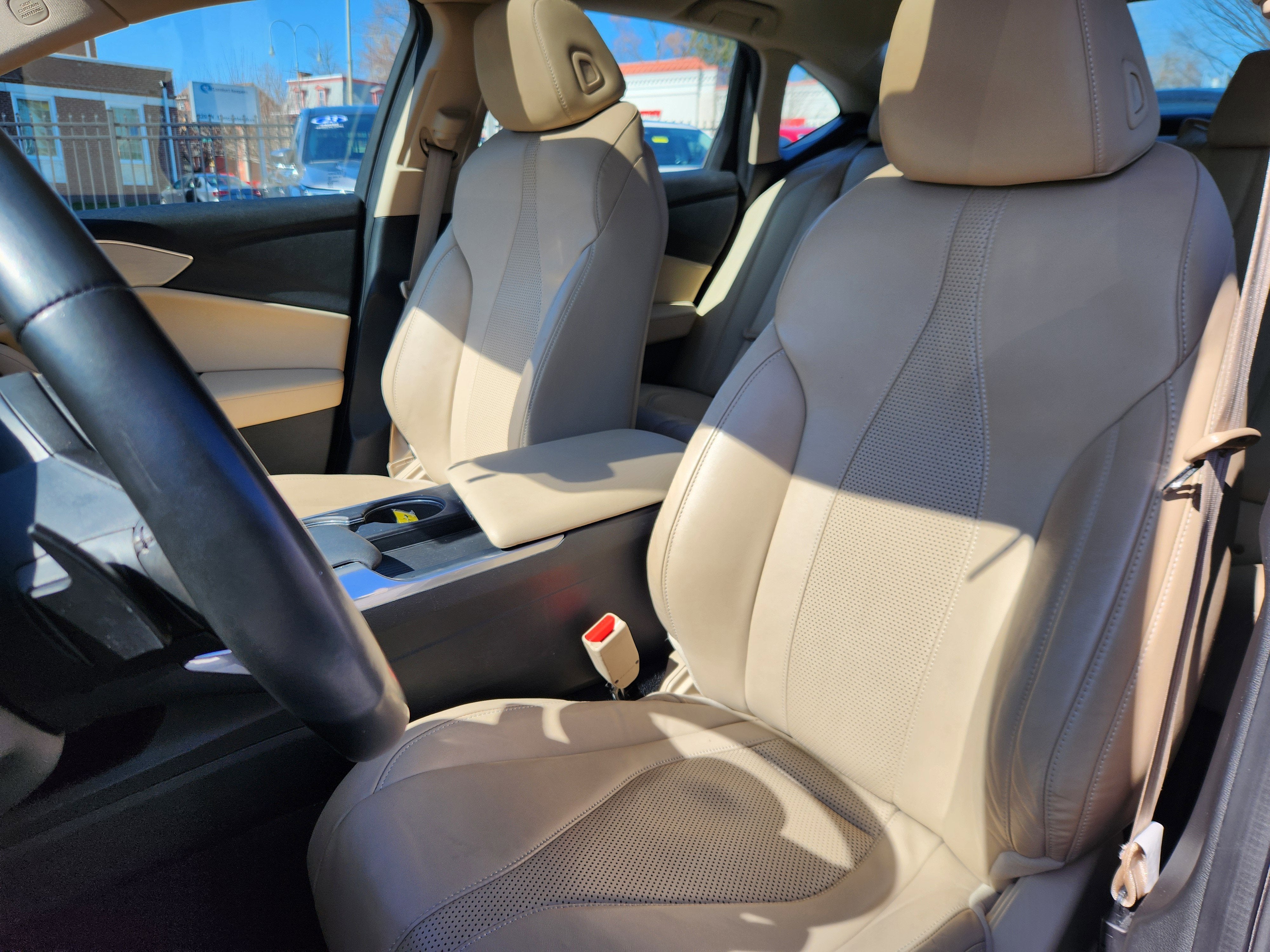 2023 Acura TLX w/Technology Package