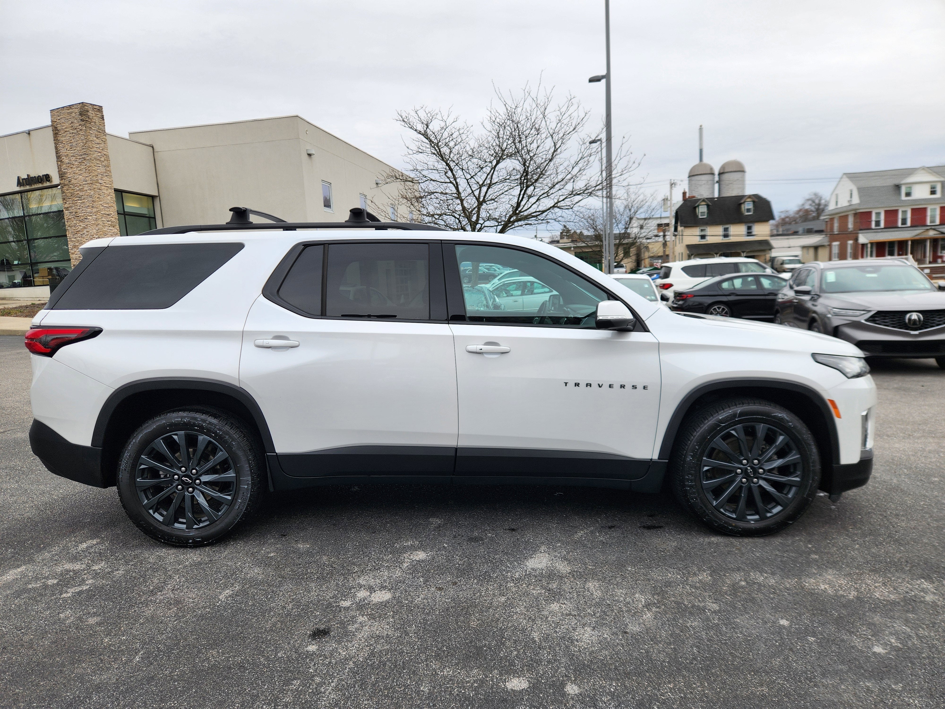 2023 Chevrolet Traverse RS