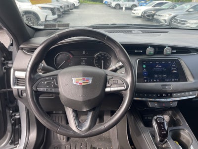 2023 Cadillac XT4 FWD Premium Luxury
