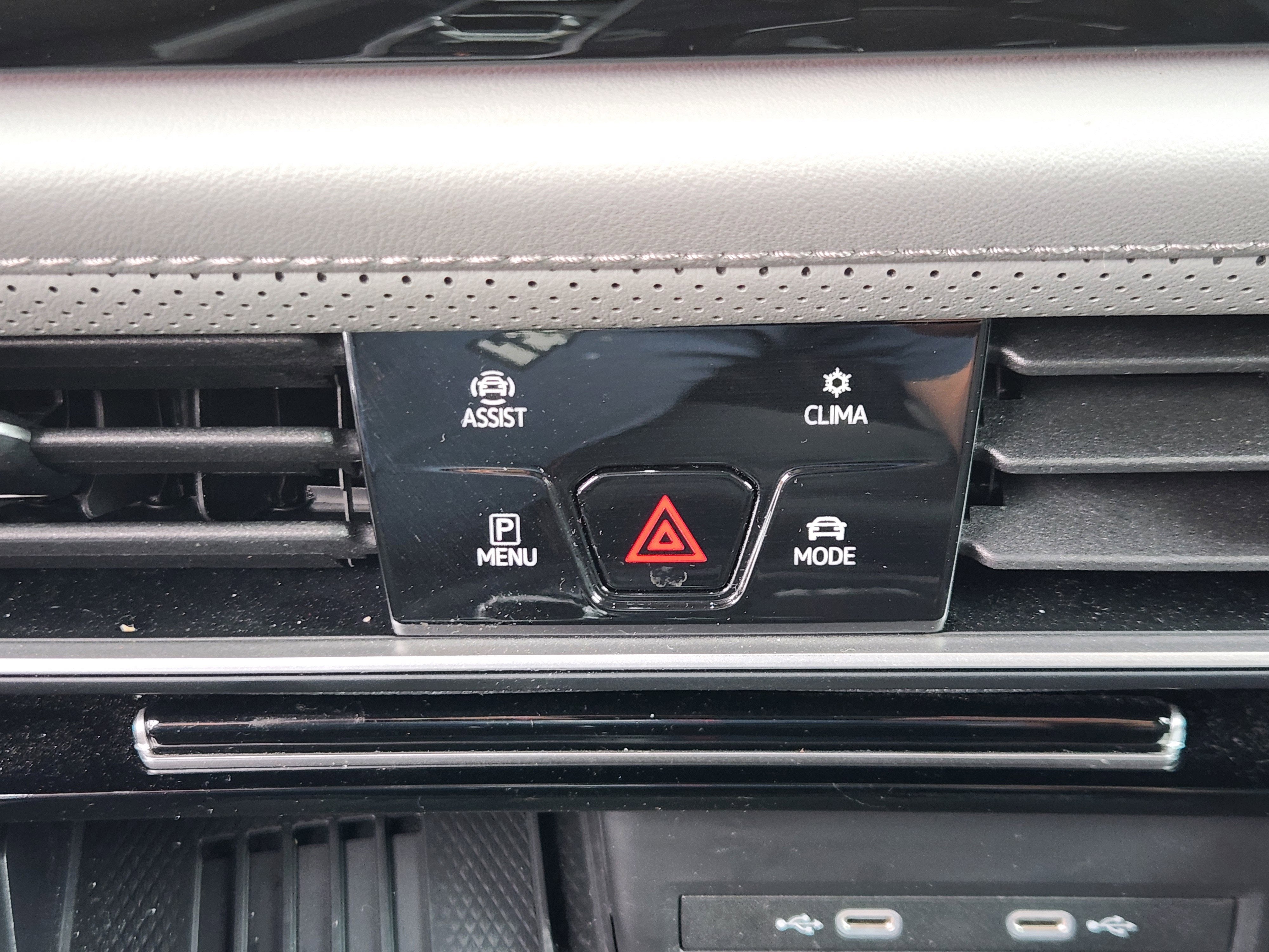 2025 Volkswagen Atlas 2.0T Peak Edition