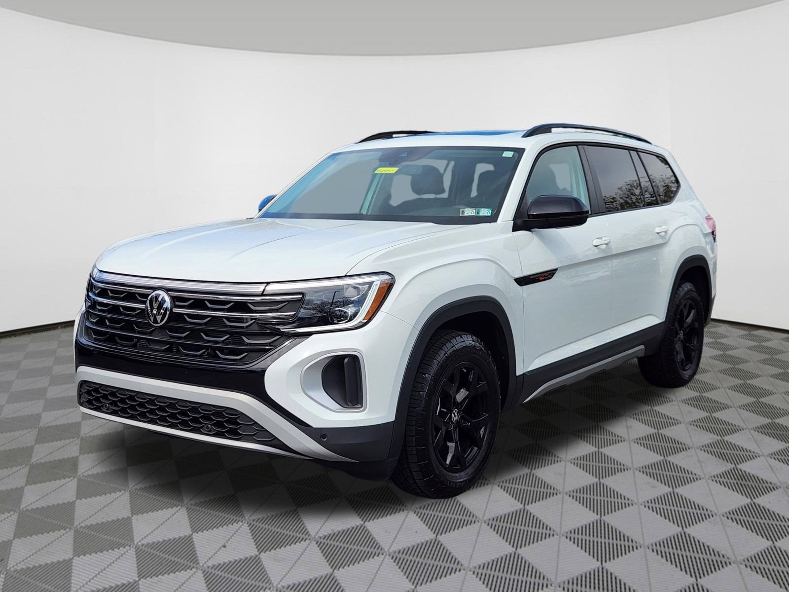 2025 Volkswagen Atlas 2.0T Peak Edition