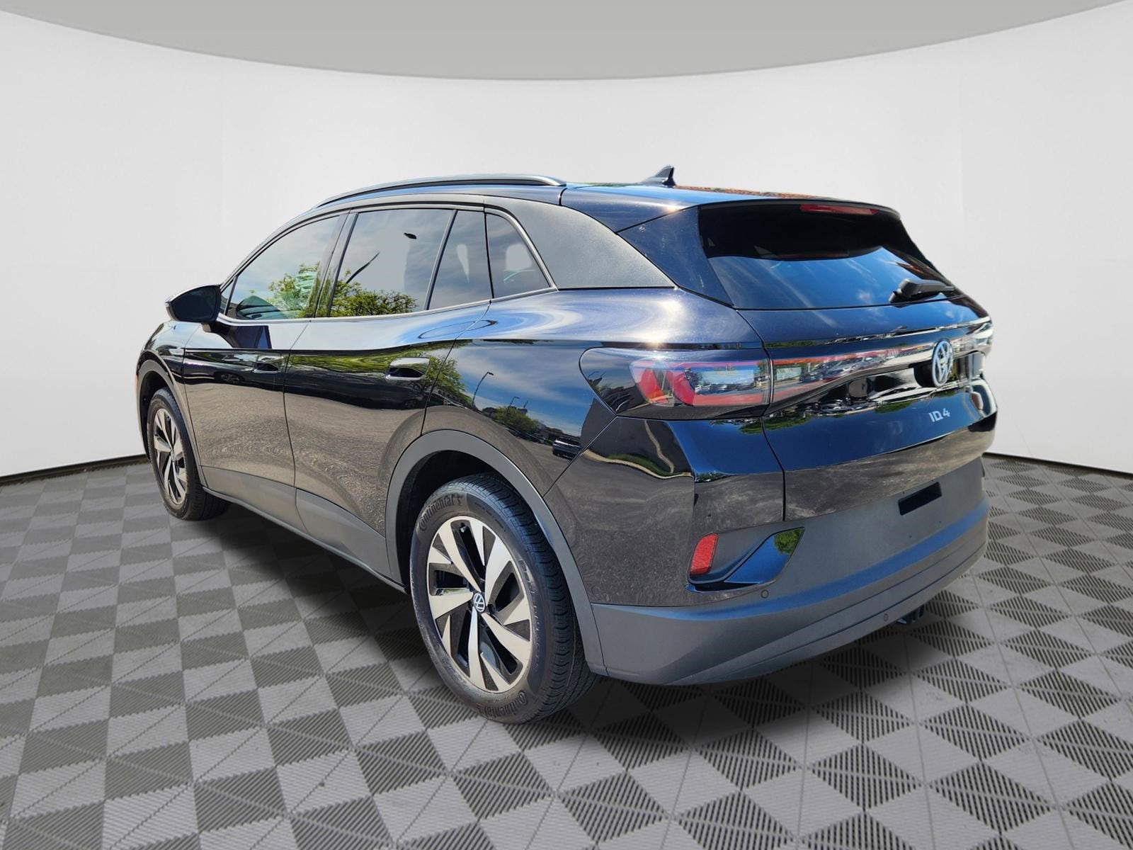 2023 Volkswagen ID.4 Pro