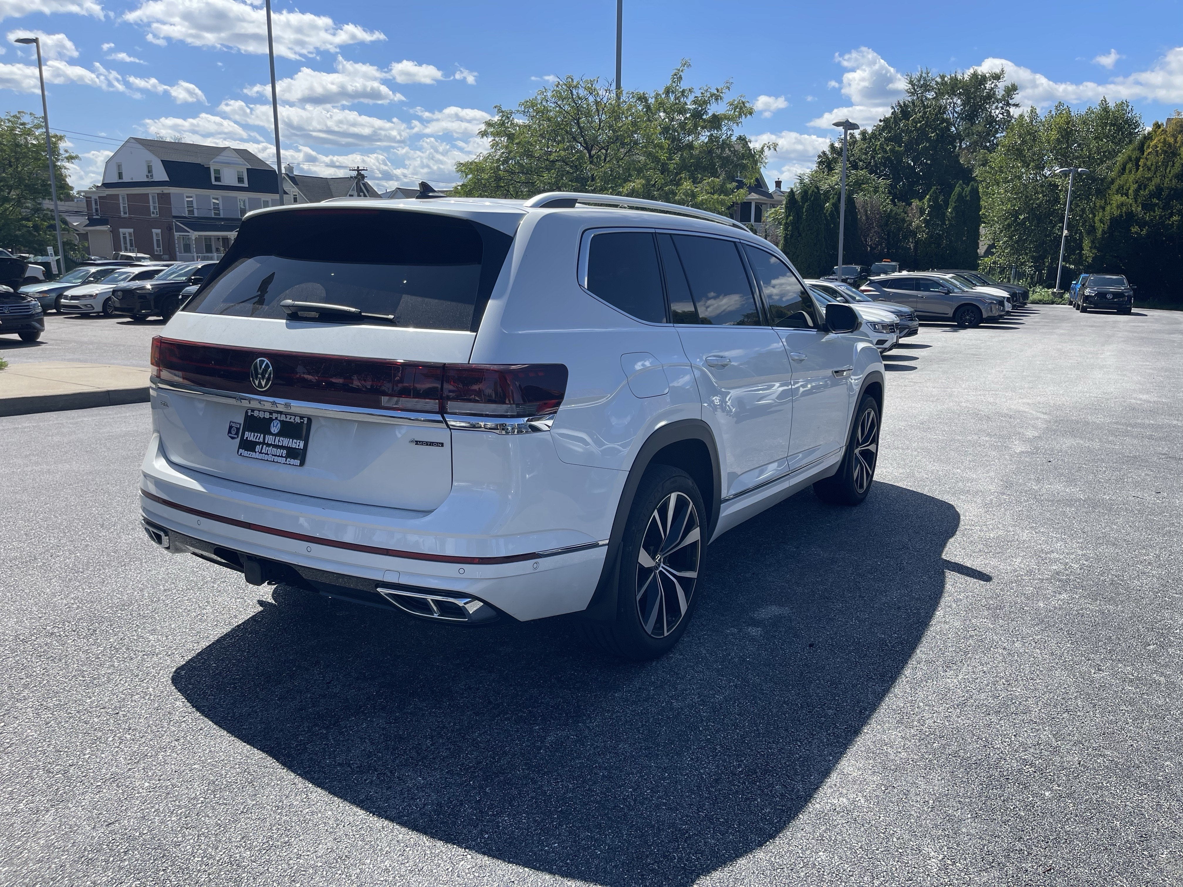 2024 Volkswagen Atlas 2.0T SEL Premium R-Line