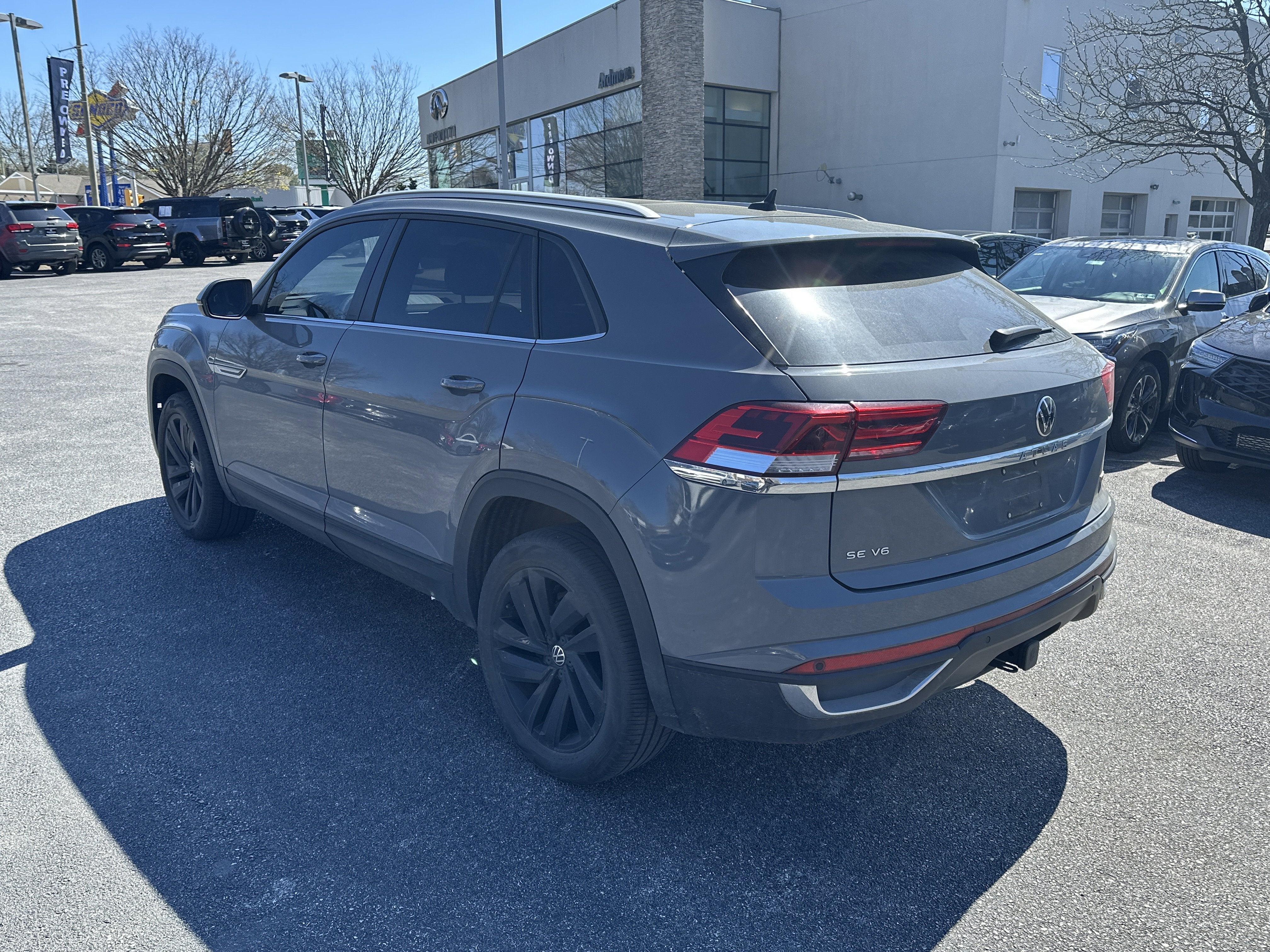 2022 Volkswagen Atlas Cross Sport 3.6L V6 SE w/Technology