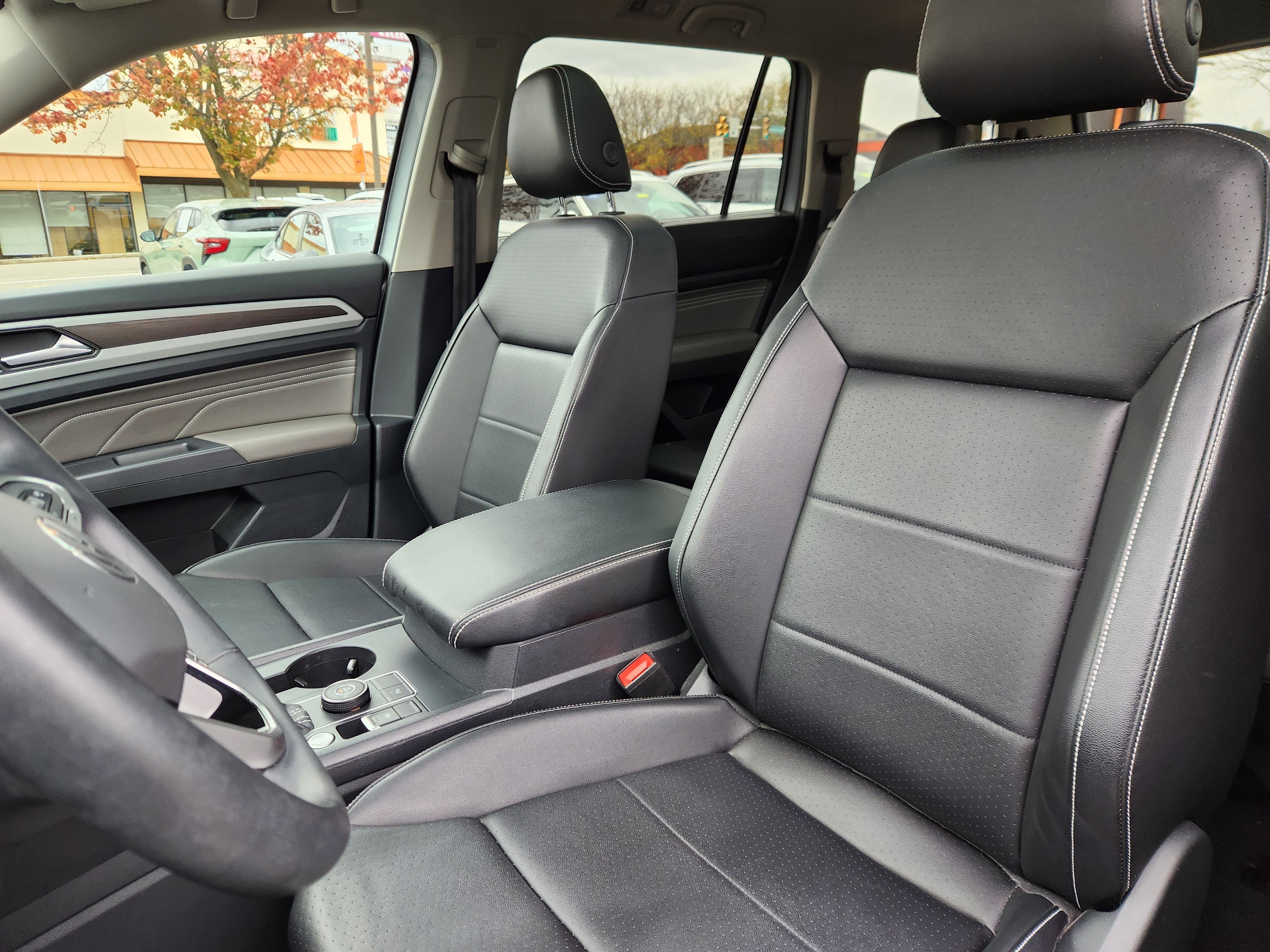 2021 Volkswagen Atlas 3.6L V6 SE w/Technology