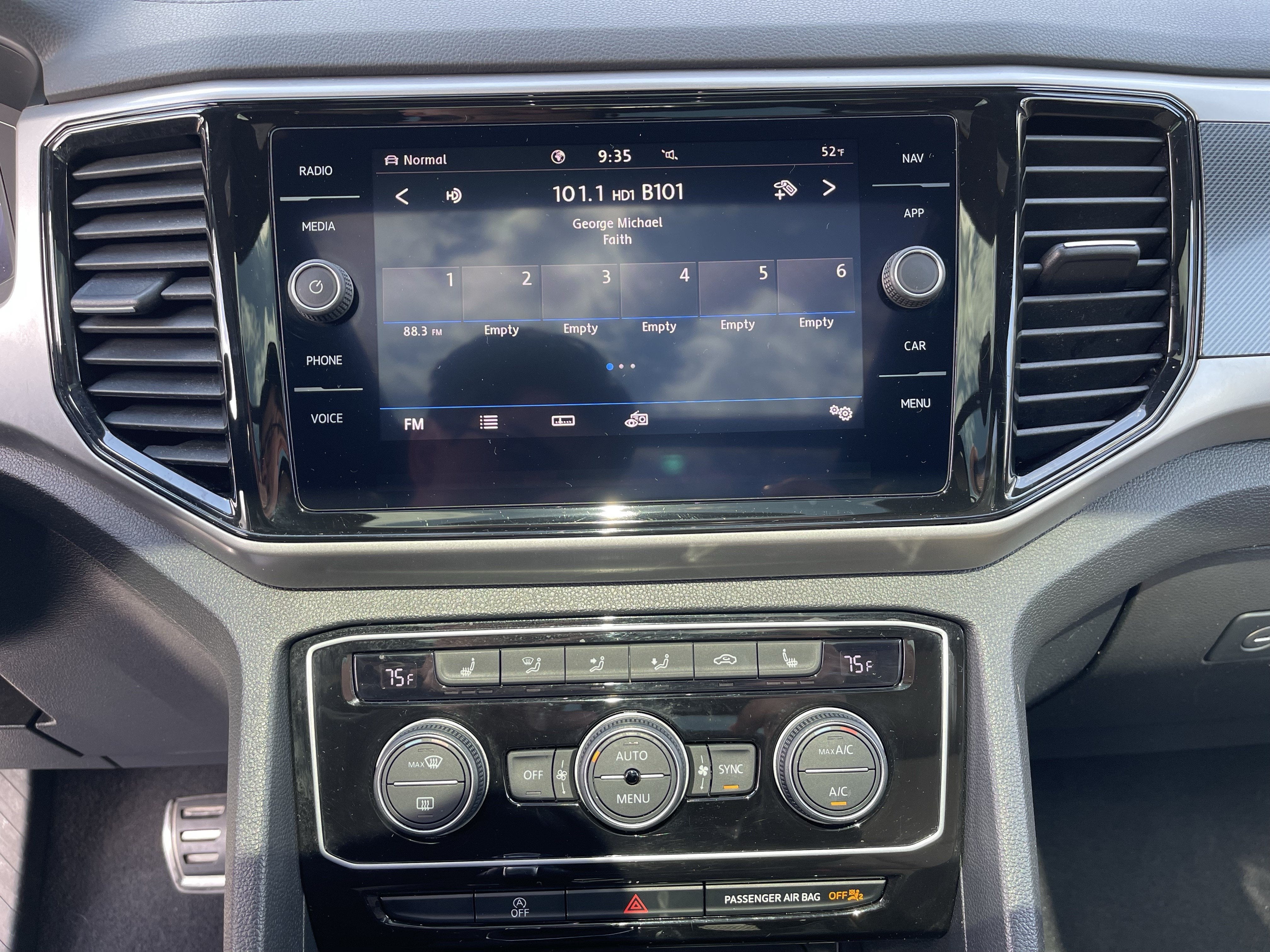 2020 Volkswagen Atlas Cross Sport 3.6L V6 SEL R-Line