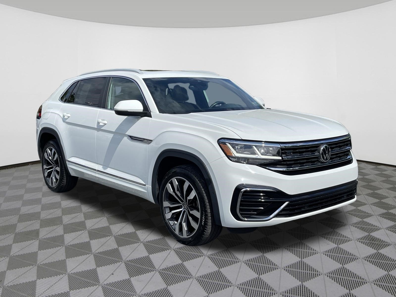 2020 Volkswagen Atlas Cross Sport 3.6L V6 SEL R-Line