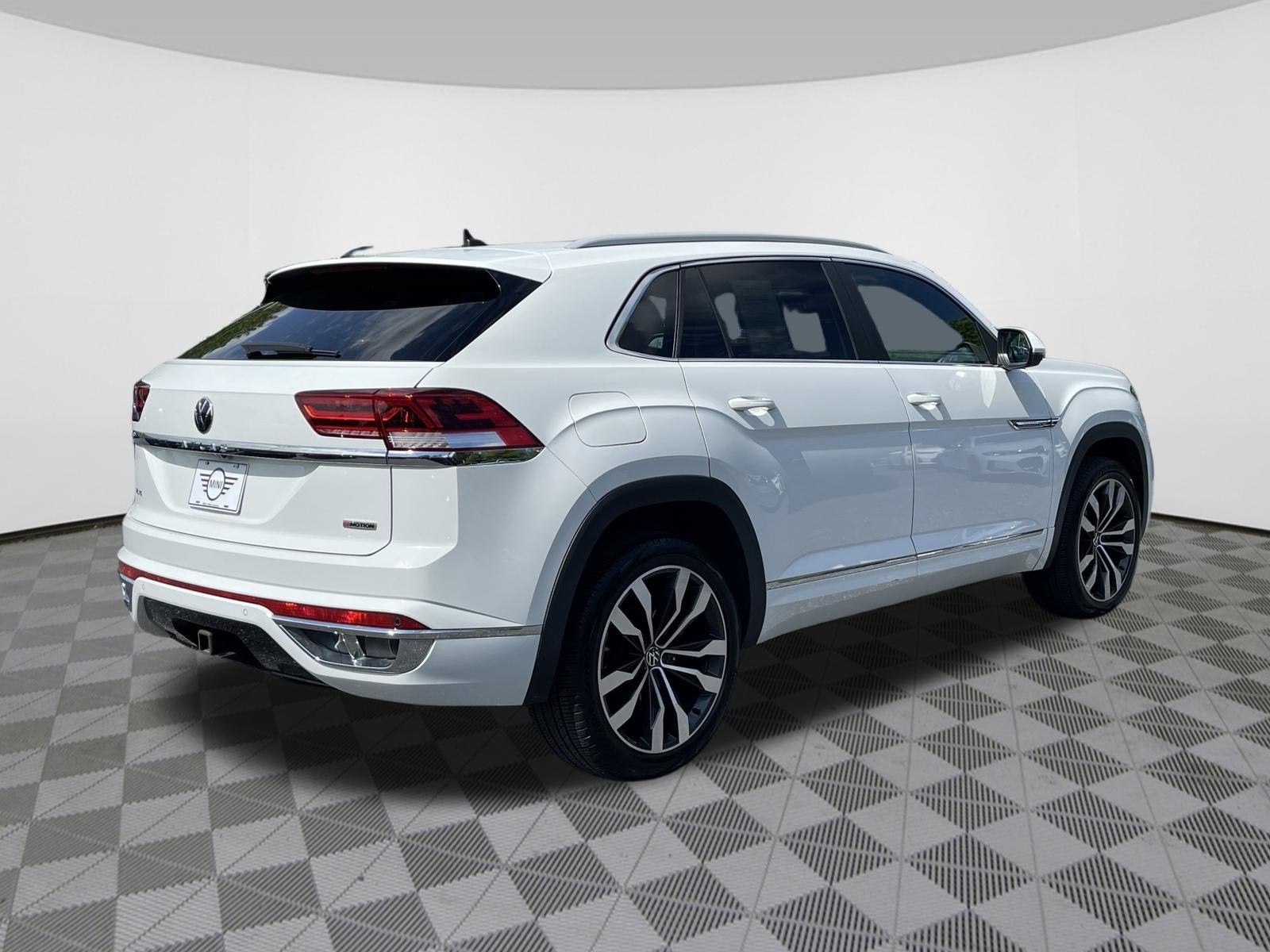 2020 Volkswagen Atlas Cross Sport 3.6L V6 SEL R-Line