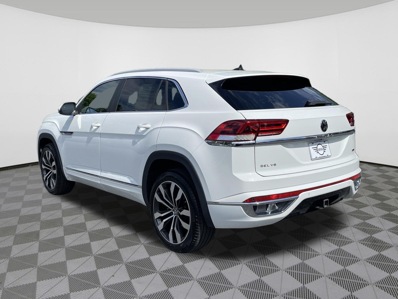 2020 Volkswagen Atlas Cross Sport 3.6L V6 SEL R-Line