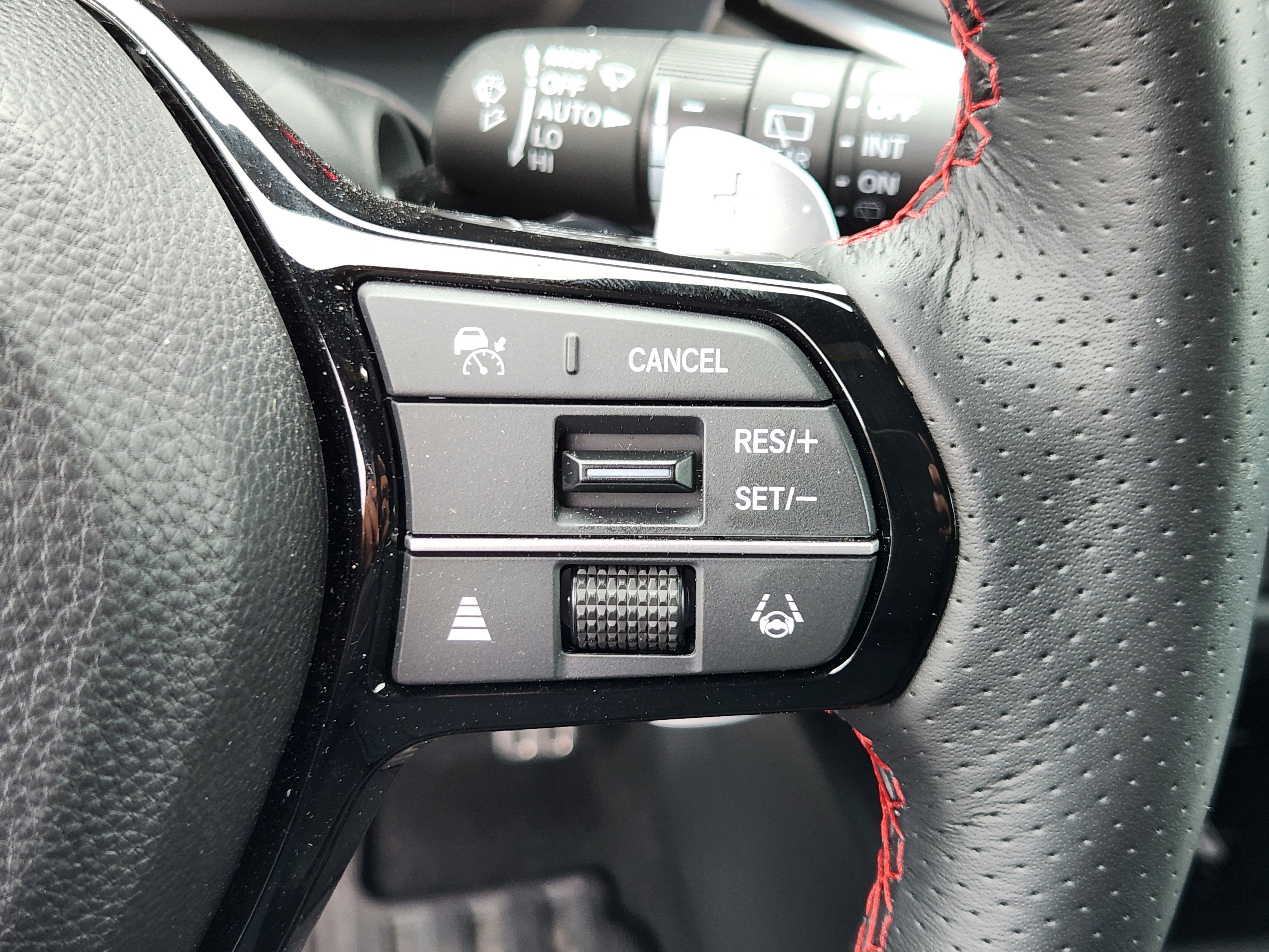 2025 Acura ADX w/A-Spec Advance Package