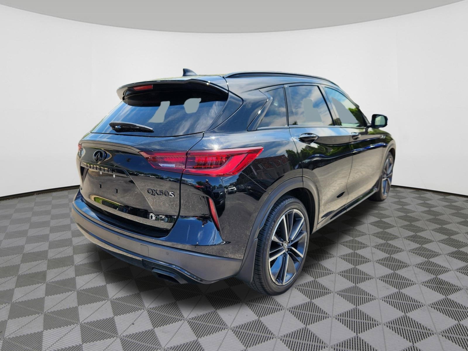 2023 INFINITI QX50 SPORT
