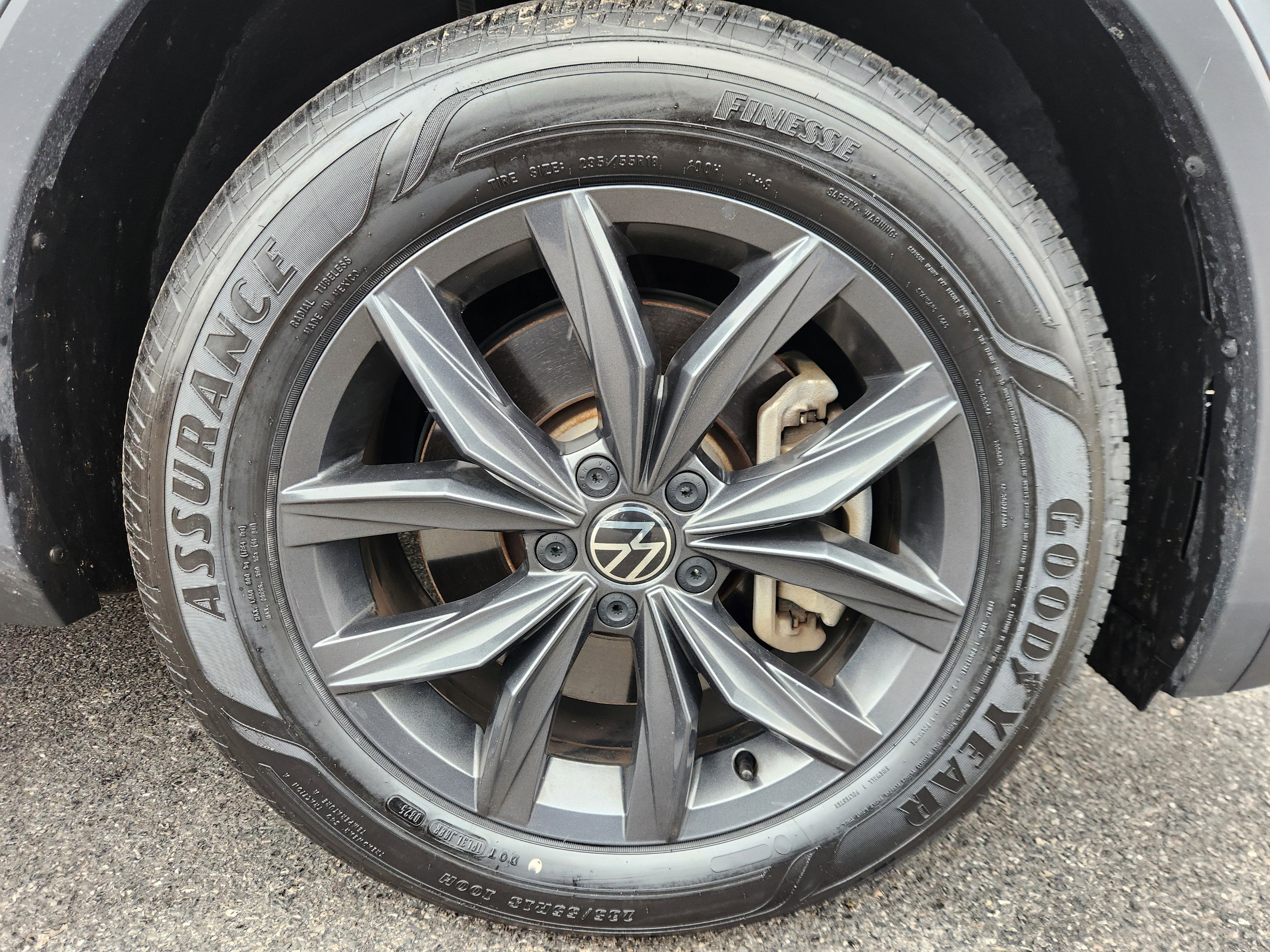 2023 Volkswagen Tiguan SE