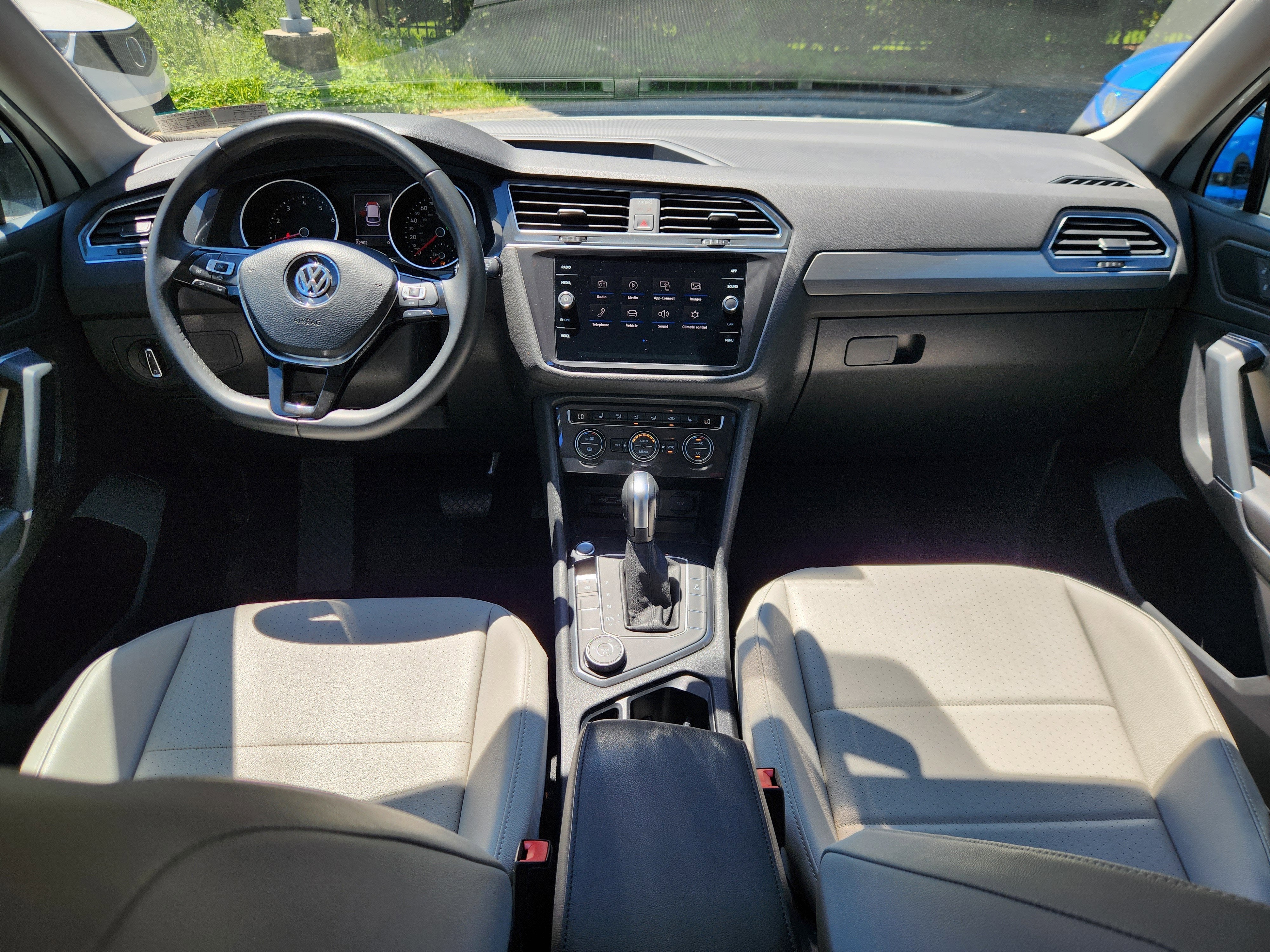 2020 Volkswagen Tiguan Base