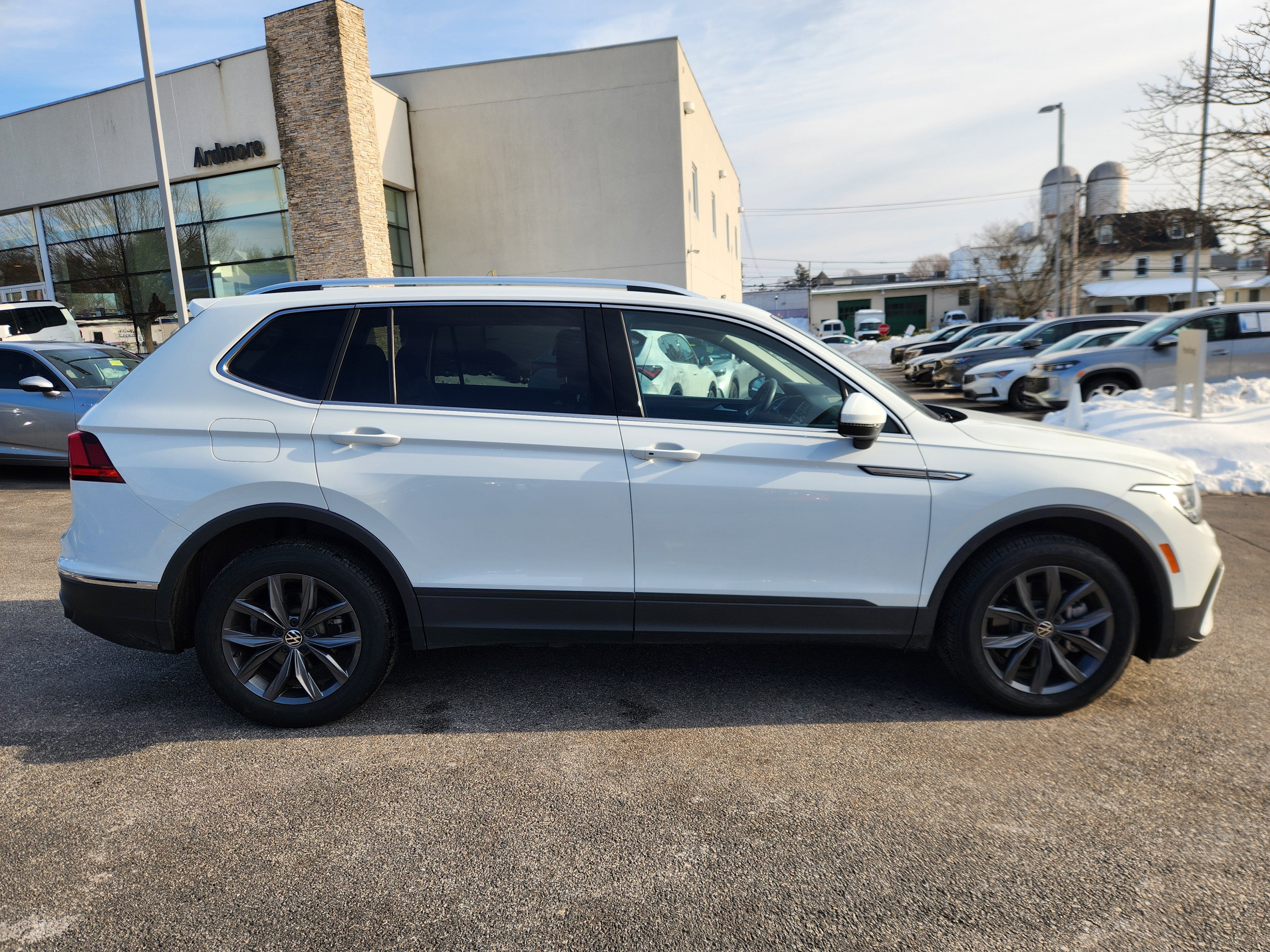 2022 Volkswagen Tiguan SE