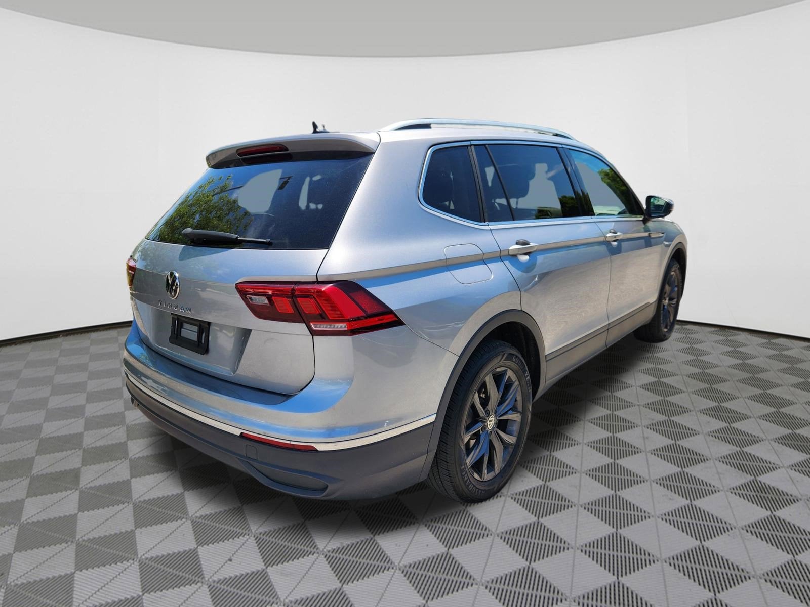 2024 Volkswagen Tiguan SE