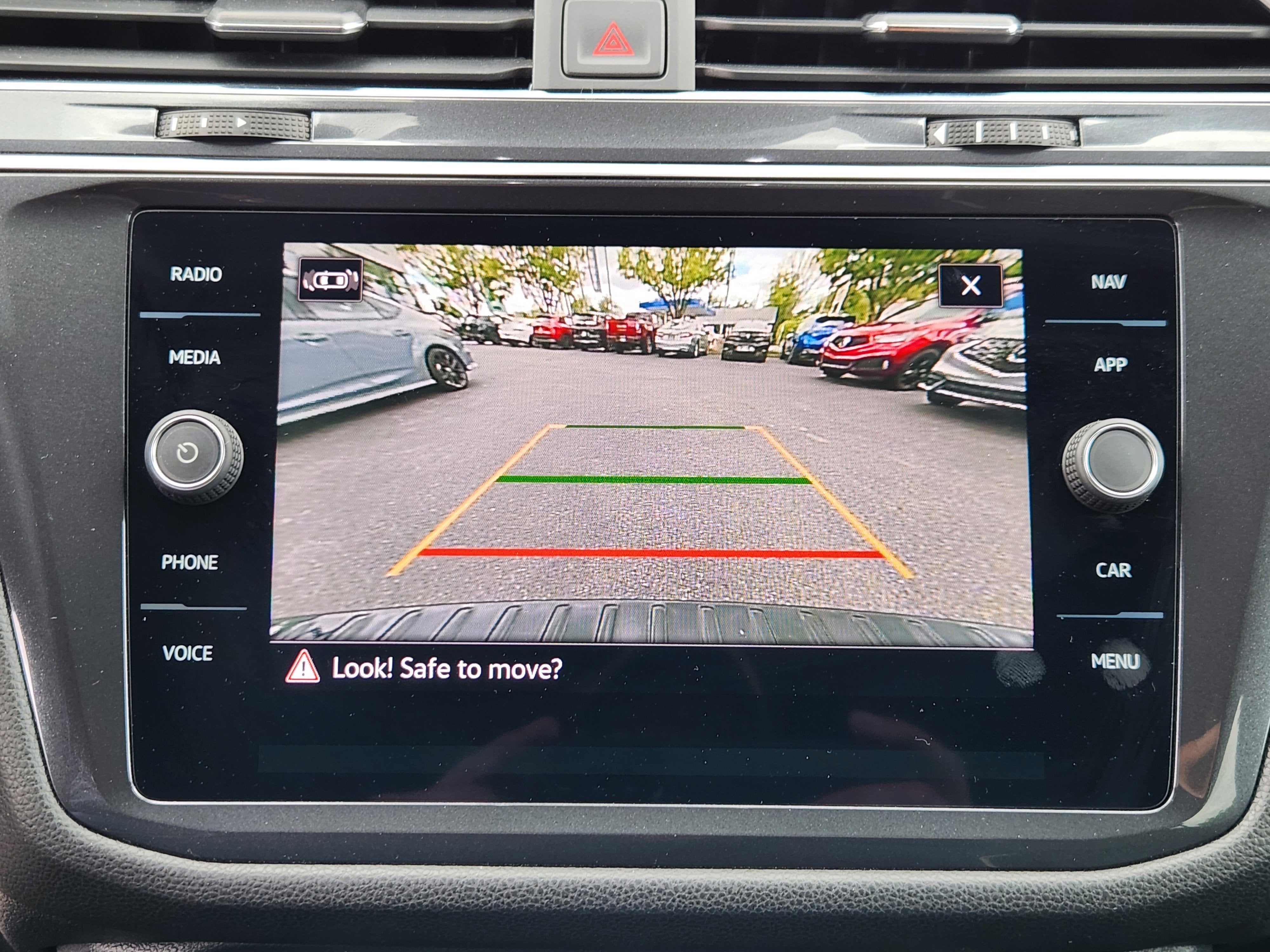 2023 Volkswagen Tiguan SEL R-Line