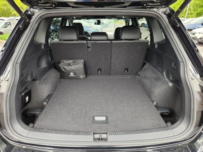 2023 Volkswagen Tiguan SEL R-Line