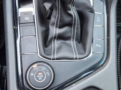 2025 Volkswagen Taos SEL