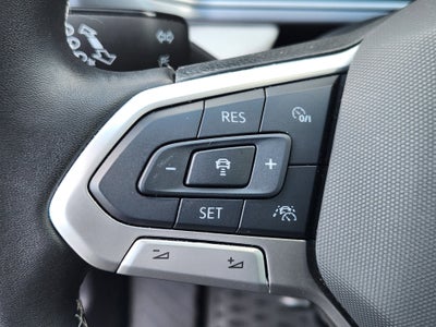 2025 Volkswagen Taos SEL