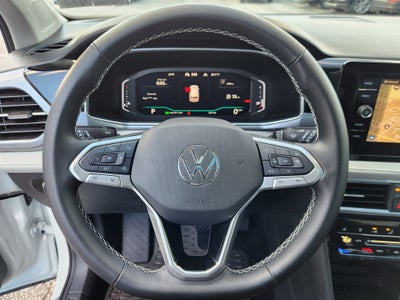 2025 Volkswagen Taos SEL