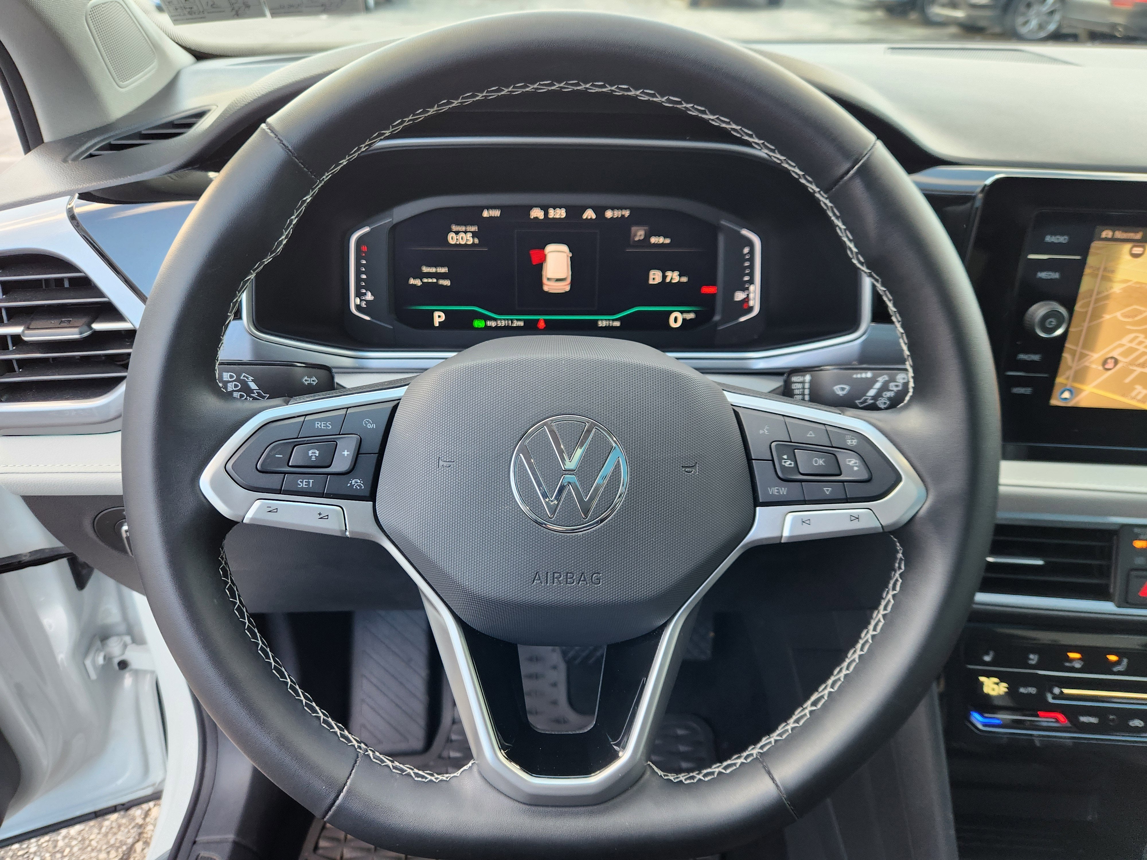 2025 Volkswagen Taos SEL