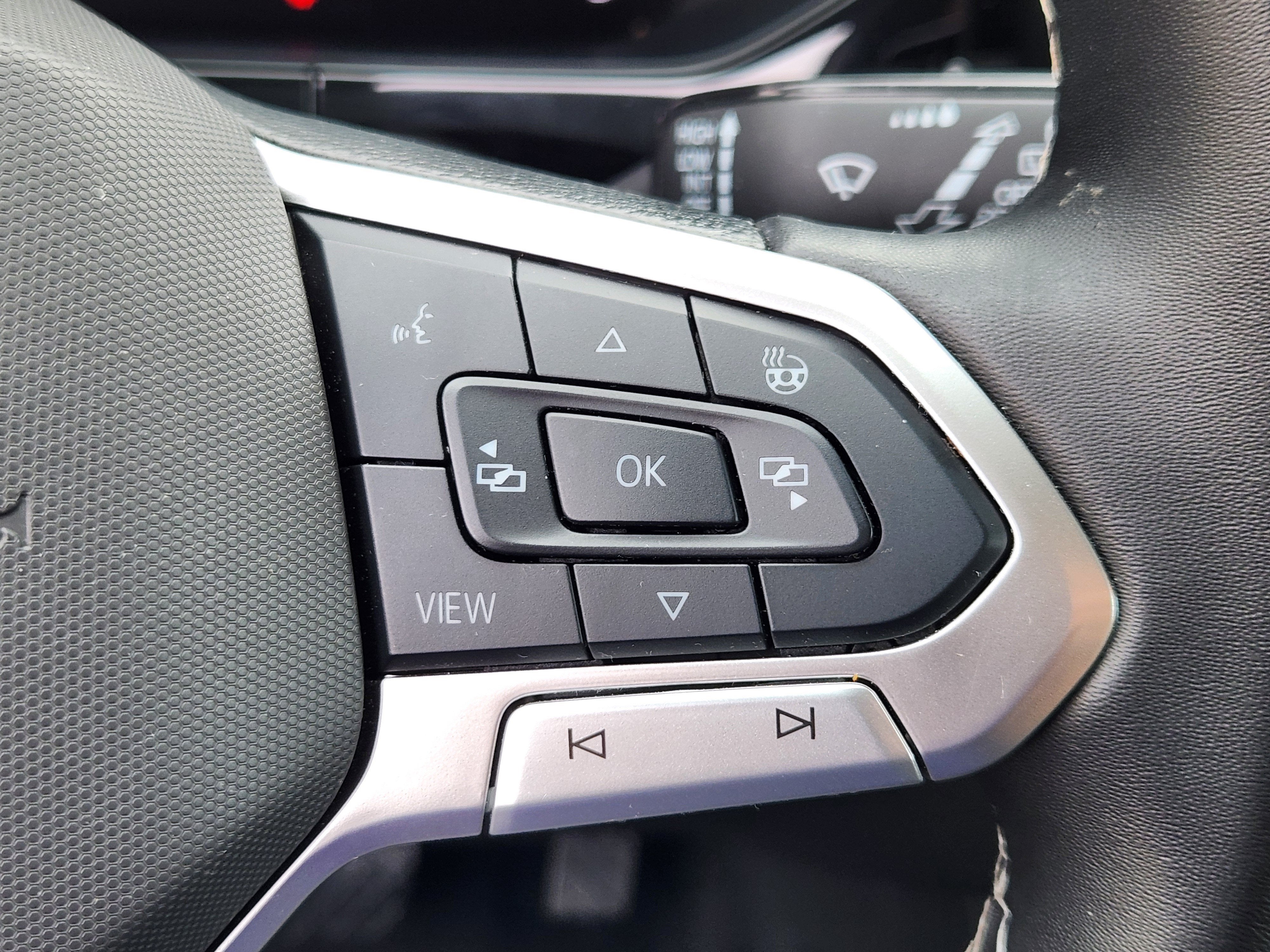 2024 Volkswagen Taos S