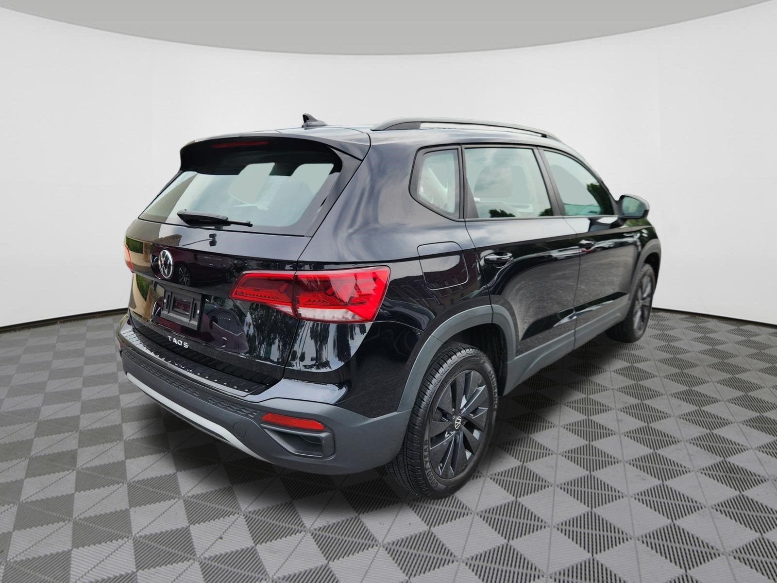 2024 Volkswagen Taos S