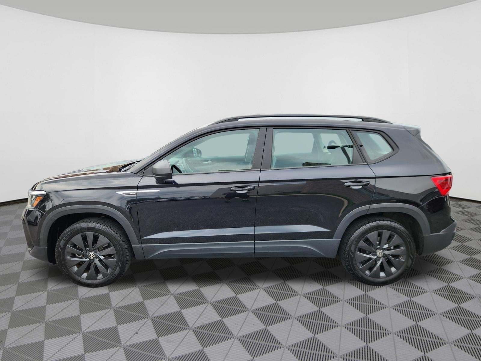 2024 Volkswagen Taos S