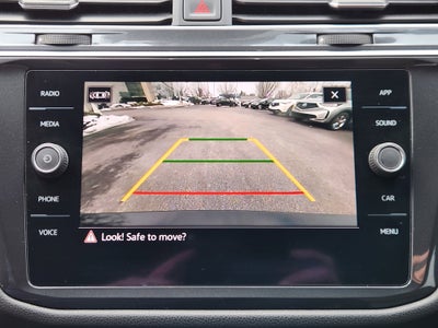 2022 Volkswagen Tiguan SE R-Line Black