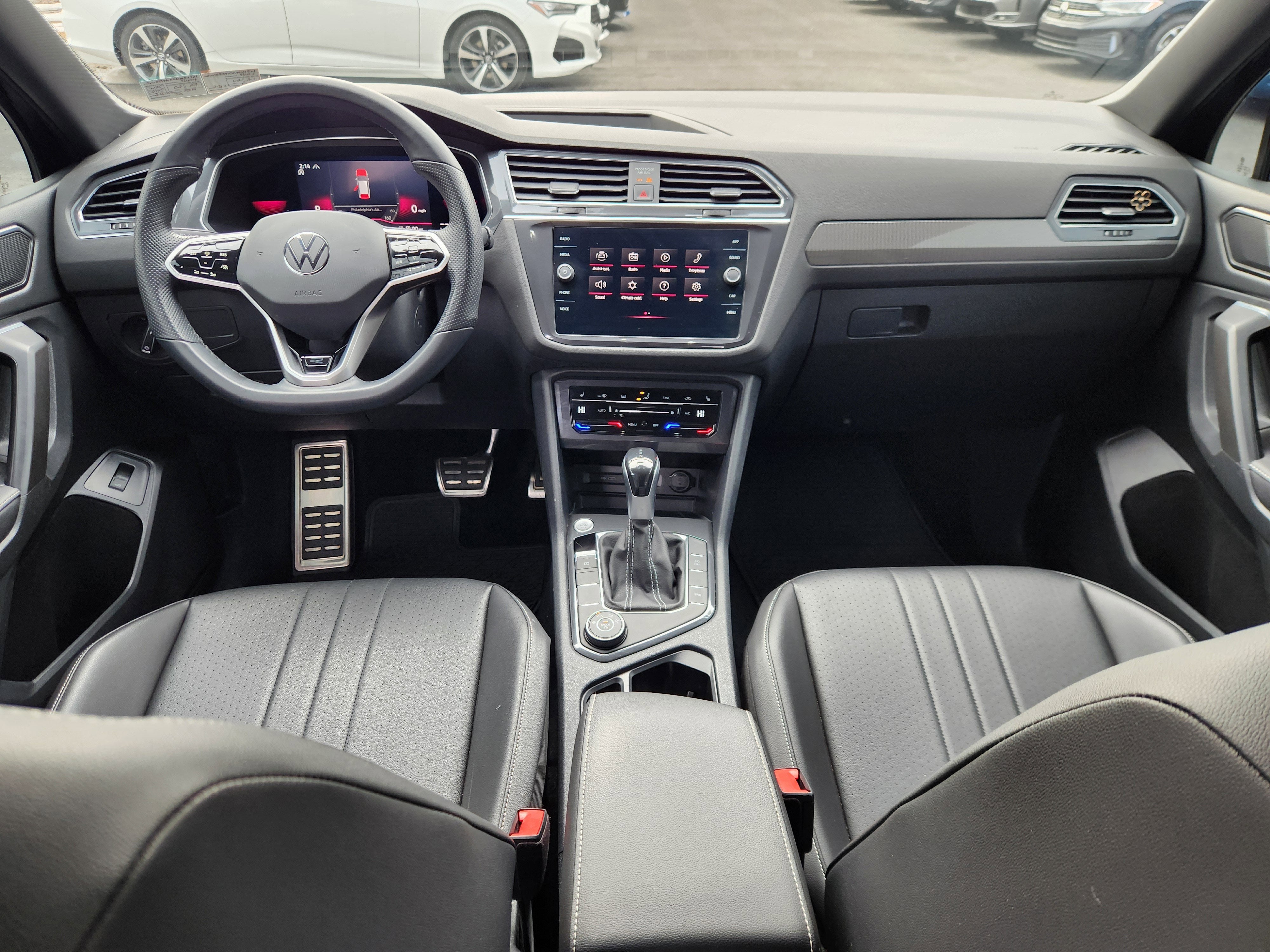 2022 Volkswagen Tiguan SE R-Line Black