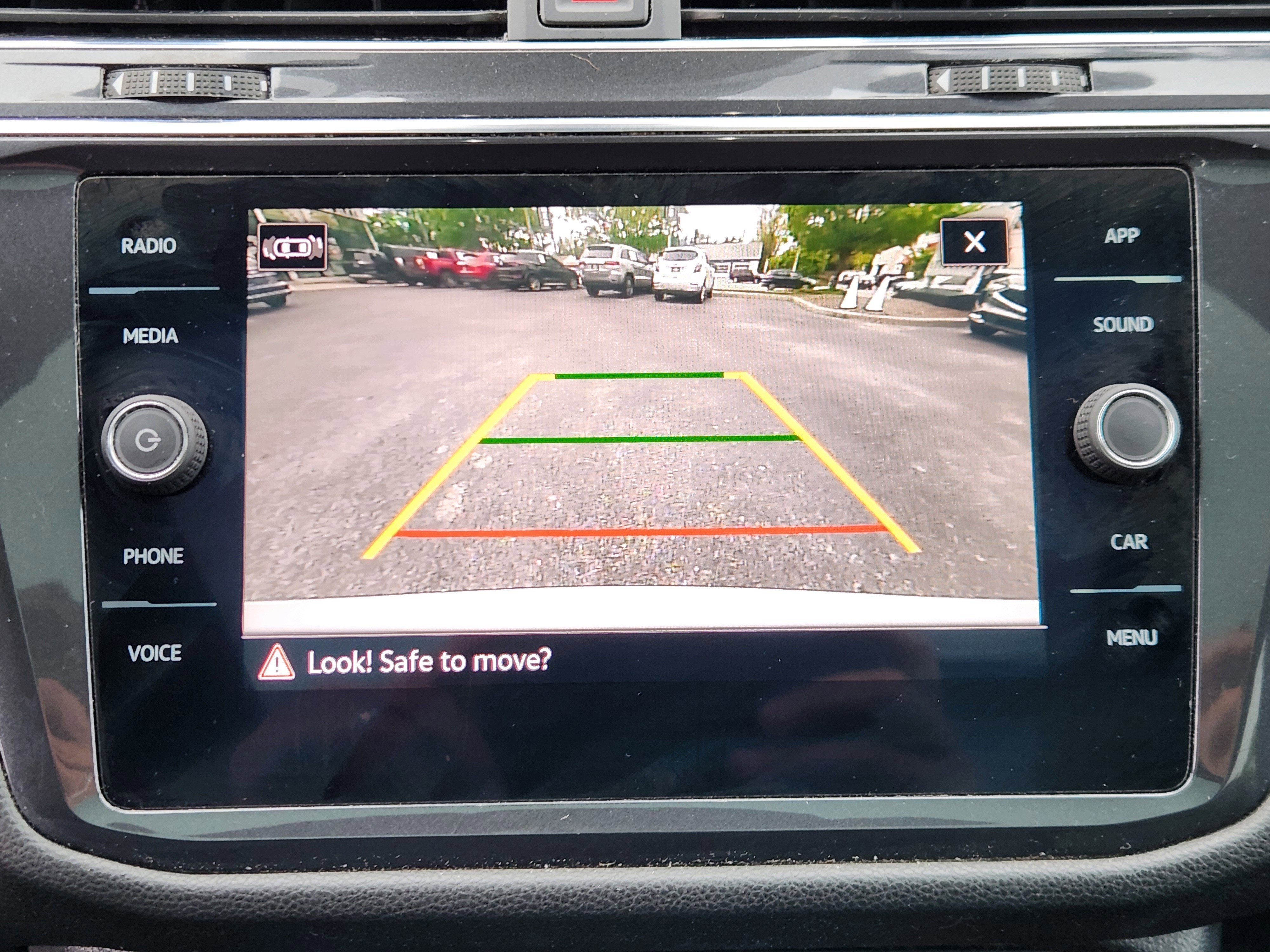 2022 Volkswagen Tiguan SE R-Line Black