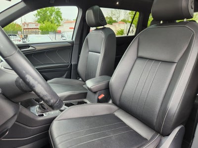 2022 Volkswagen Tiguan SE R-Line Black