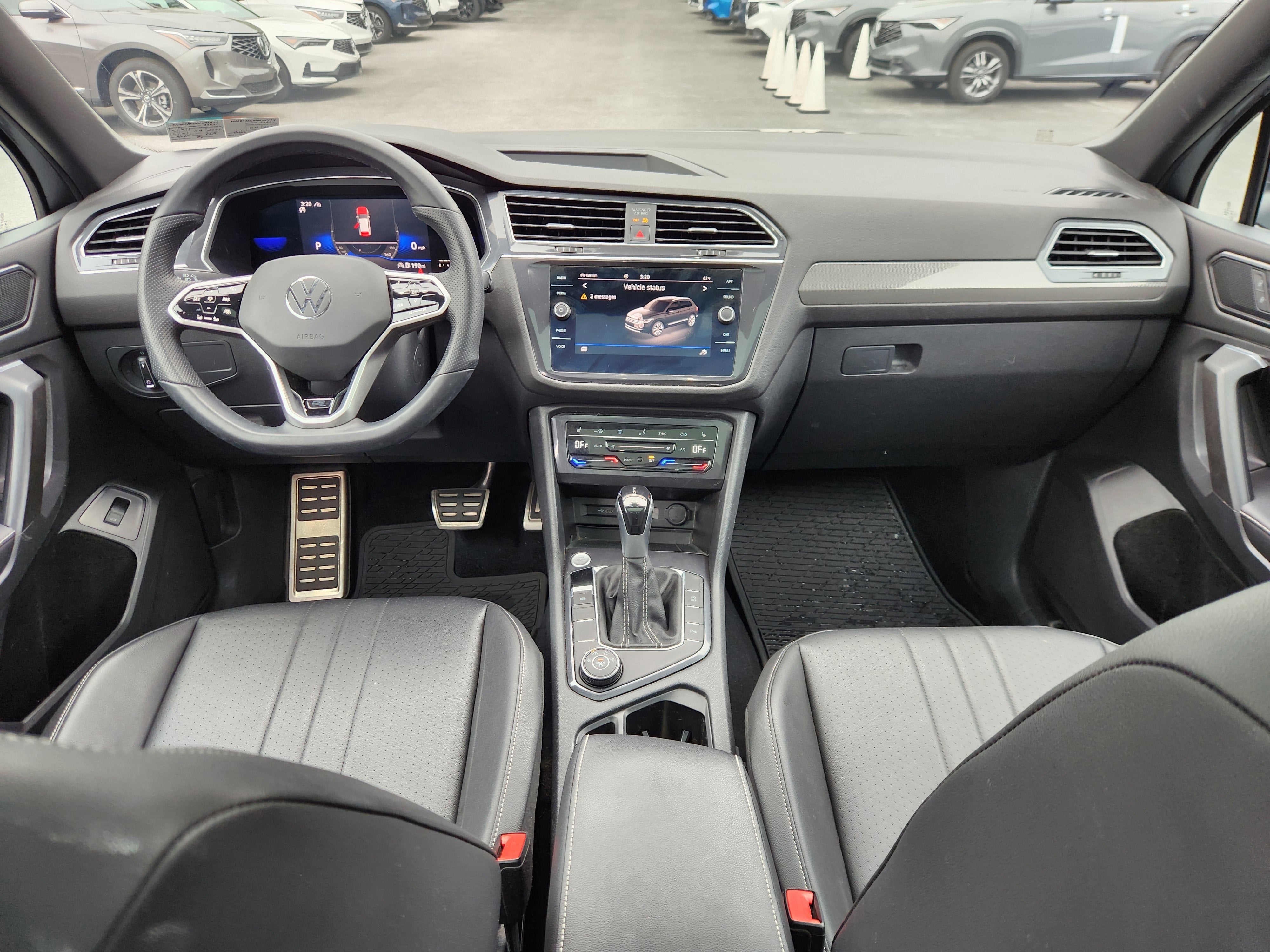 2022 Volkswagen Tiguan SE R-Line Black
