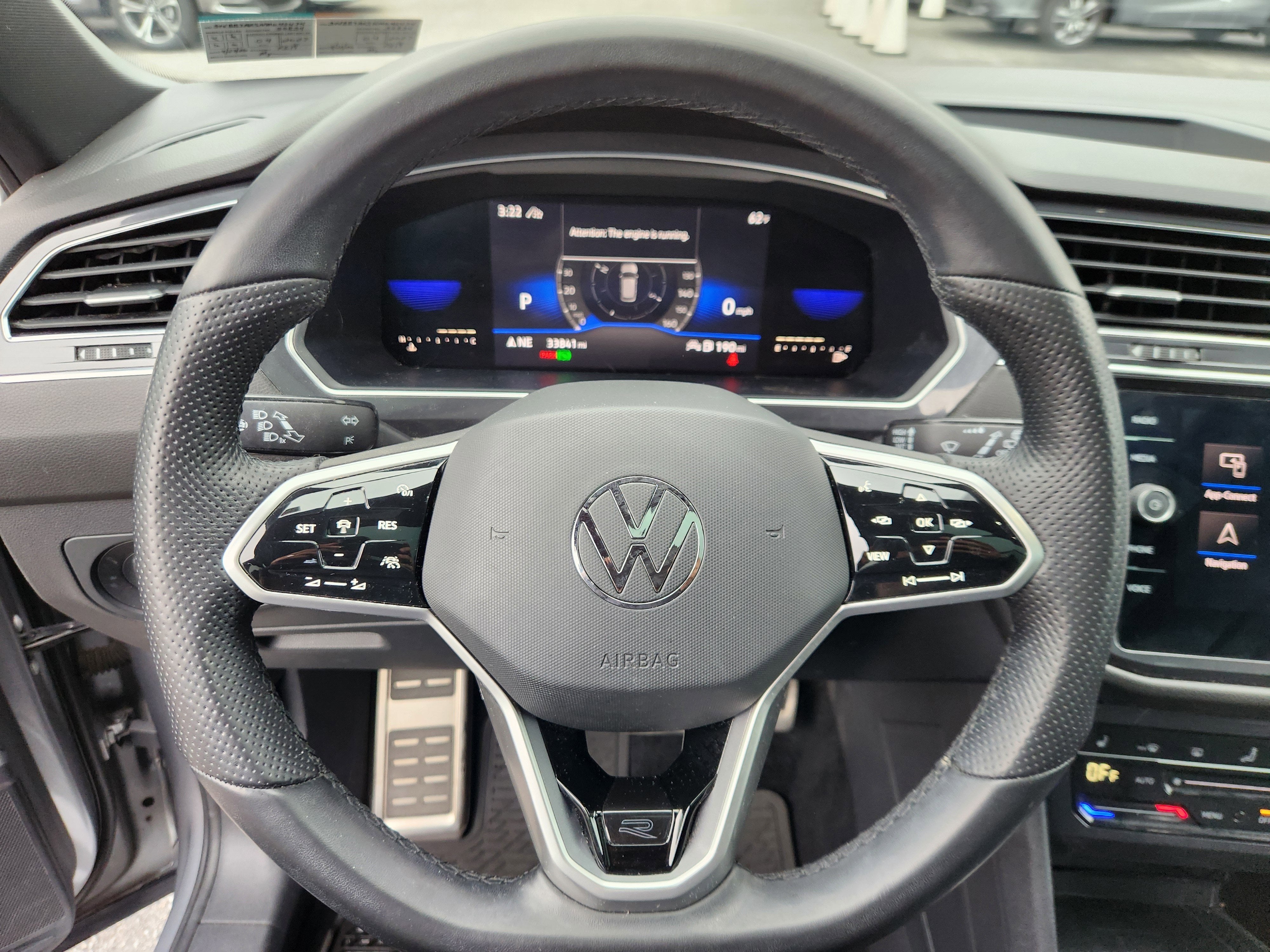 2022 Volkswagen Tiguan SE R-Line Black