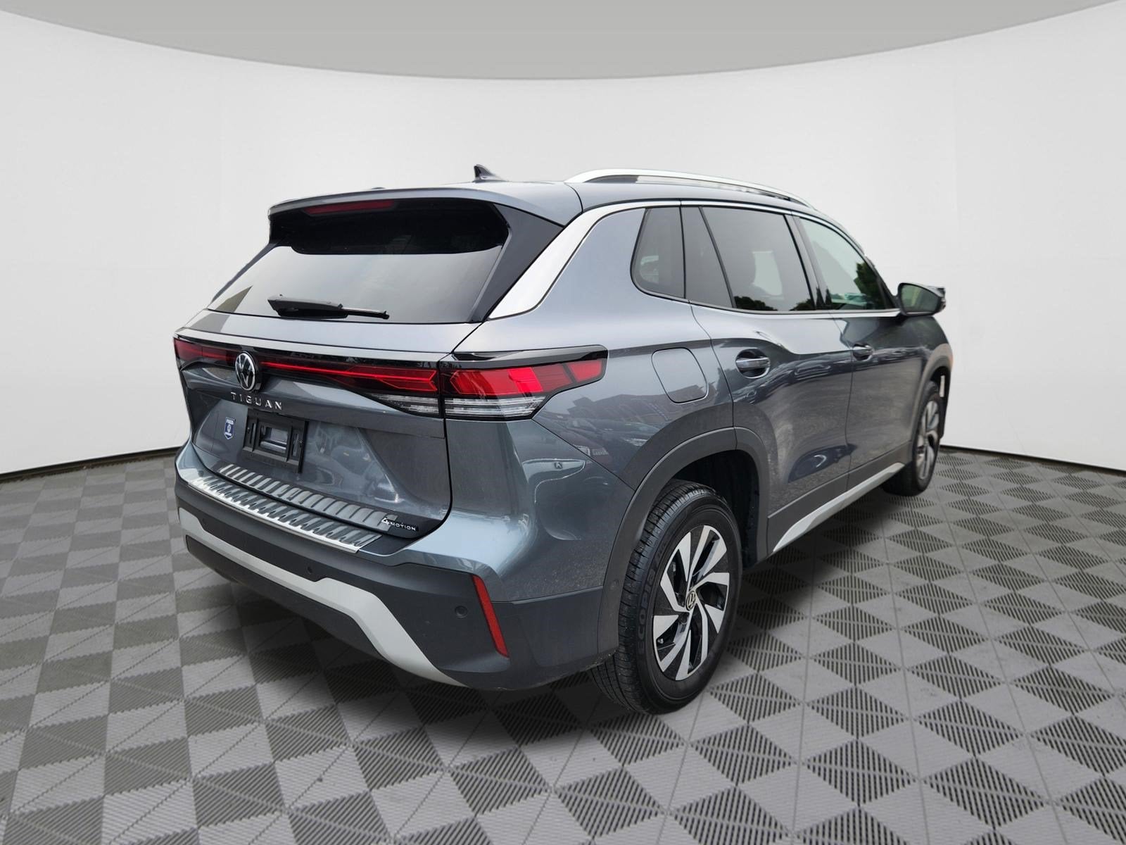 2025 Volkswagen Tiguan S