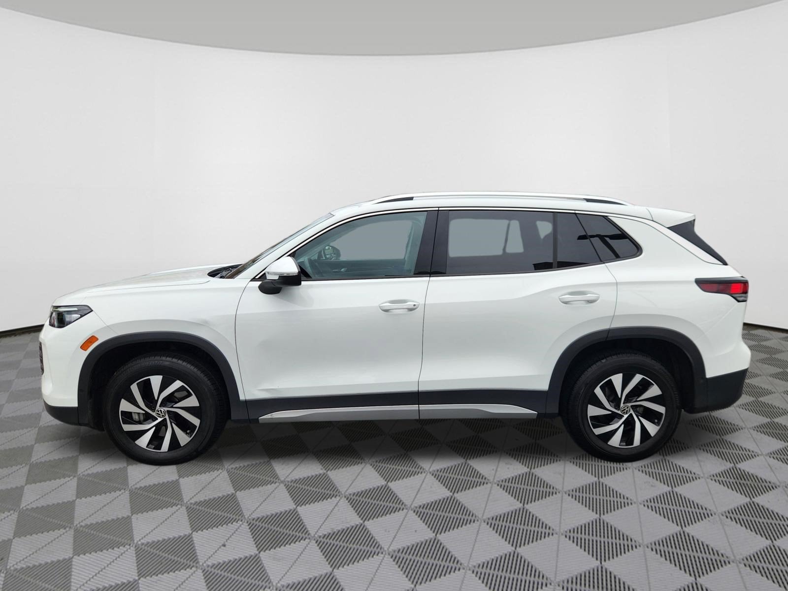 2025 Volkswagen Tiguan S